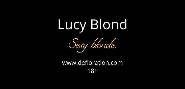  Lucy Blond masturbates her tiny virgin pussy